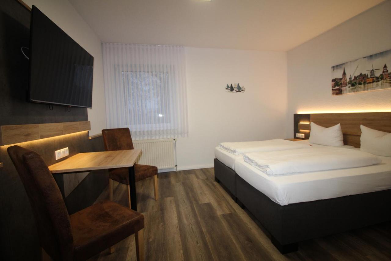 Hotel Stubbe พาเพนบวร์ก ภายนอก รูปภาพ